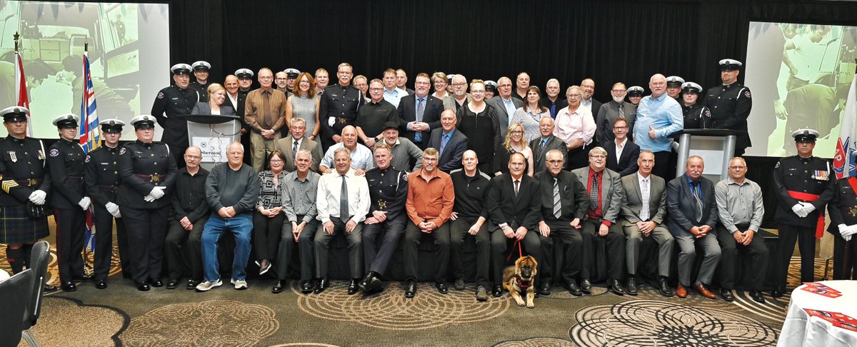 APBC873's tweet photo. On Tuesday, October 26th, @APBC873  honoured their 2020/2021 Retirees during their annual #convention.  Retirees were piped in by the  APBC Ceremonial Unit and treated to a gala dinner in appreciation of over 3,000 collective years service! https://t.co/sv5kJltmtk