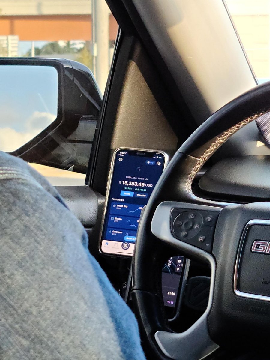 You know it is perhaps close to the time to short when the Uber driver is trading cryptos, checking his portfolio live while driving.

[The picture was taken minutes ago by a friend].