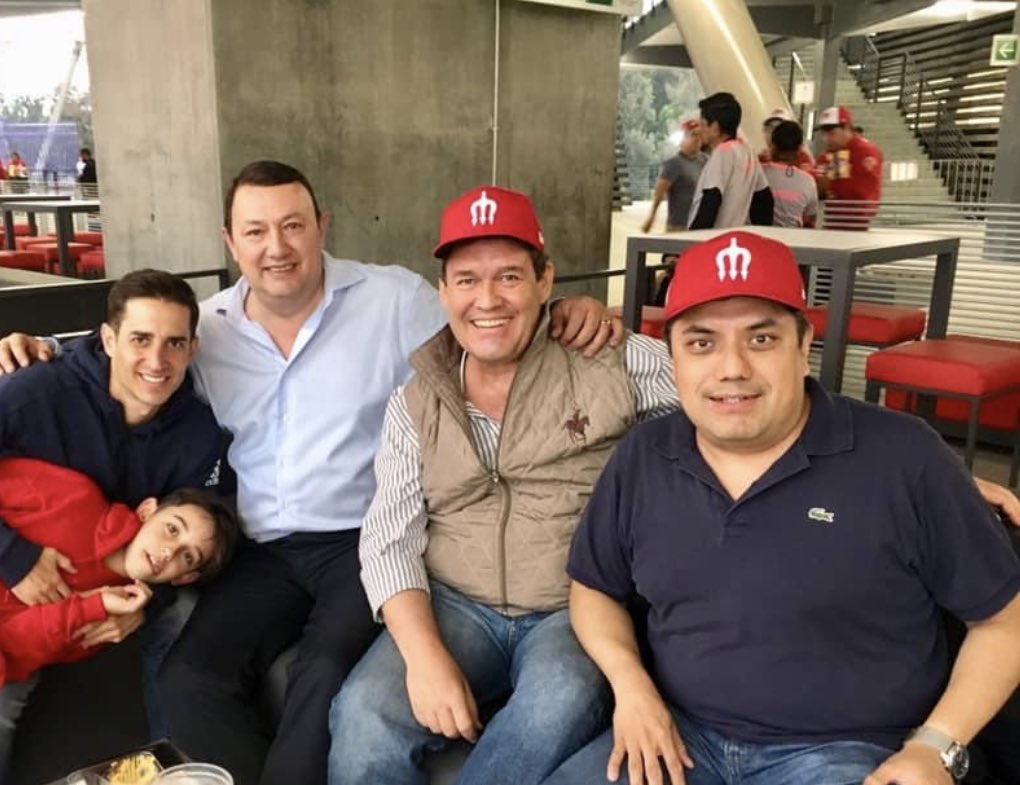 Kike_Cancino's tweet photo. ¡Gracias a la vida por tu vida!

Gracias inmensas por tu amistad, esa me la quedo para siempre en el corazón…. ¡Descansa Javiercito!
@Javier_Sahagun https://t.co/LapPHzgP7f