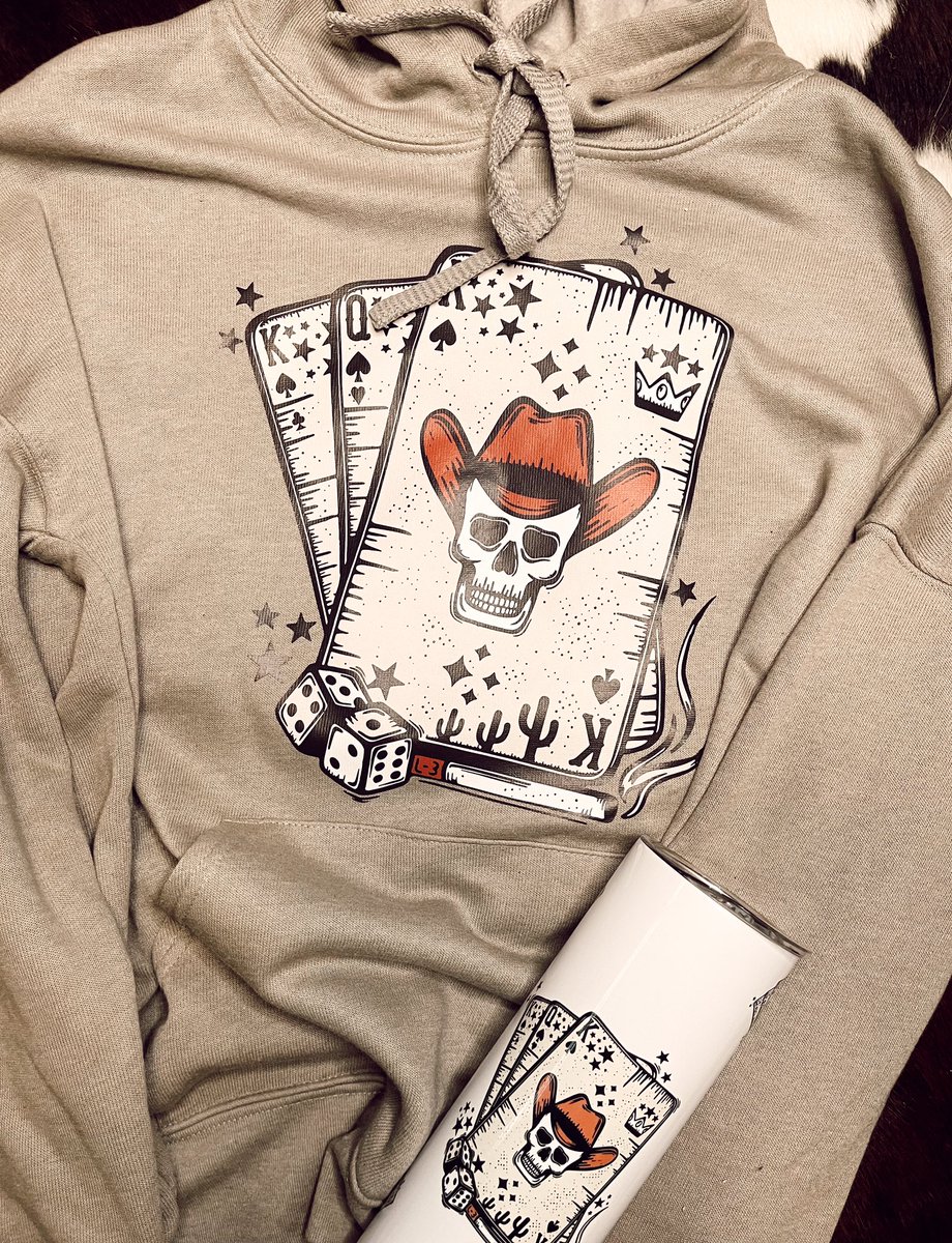 ♣️♠️⚡️GIVEAWAY⚡️♦️♥️
Since these hoodies did so well, I’m gonna give away 2 of them and some rad stickers to 2 people! All you have to do is like this tweet, retweet it, and follow us on Instagram! Giveaway will end next Wednesday 😎♣️
