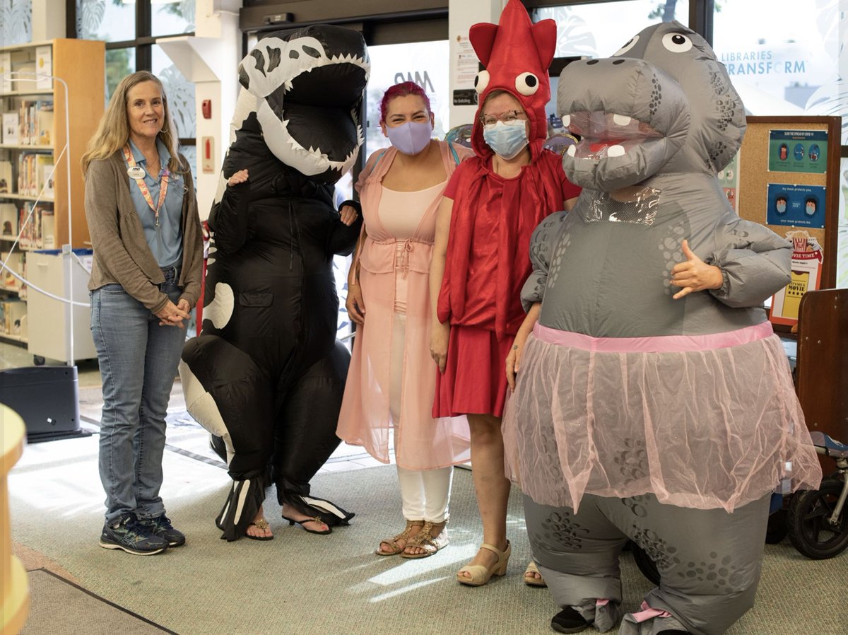 JointBasePHH's tweet photo. 10.27.21 👻🎃 The #JBPHHMFSC hosted a Halloween themed story time and scavenger hunt at the #JBPHHLibrary. Keiki followed along as staff members read several short stories followed by a scavenger hunt. 🦇 #HappyHalloween

https://t.co/BbAQPkhMp2

📷's by SrA Jacob Thompson https://t.co/nb1xoU3xFG
