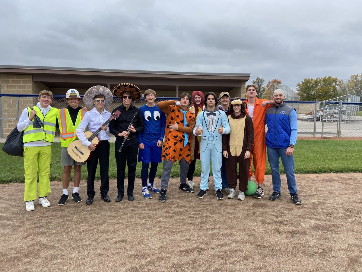 Thanks <a href="/BerlinBearsSB/">Berlin Bears Softball🥎</a> for a great Halloween costume game!