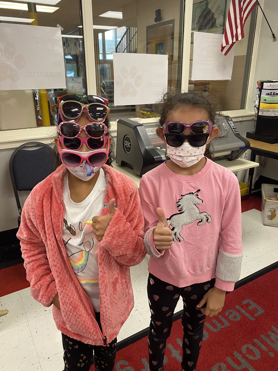 mrs_murtagh's tweet photo. There are so many bright futures in Stokes School that we had to wear shades! 😎⭐️ @WeRStokes #redribbonweek https://t.co/djhproXs48