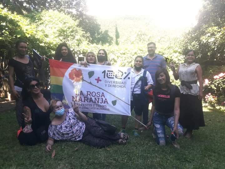 LarosanaranjaO's tweet photo. #LaRosaNaranja 
#proyectodealfabetizacion 
#ciclosecundario  #adultos2000 
#AlfabetizacionDigital  Desde la Pcia.Franciscana de la Asunción de la Santísima Virgen del Río de la Plata y la A. Civil La Rosa Naranja estaremos realizando un taller de Int. A la Alfabetizacion Digital https://t.co/ooxvznLCyP