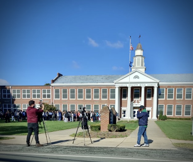 "Hundreds of students participated in a walkout to advocate for sexual assault victims yesterday. I stand with our students who are speaking up for victims of sexual assault." #ProudToStandForLoudoun #StandUp #VictimsHaveVoices