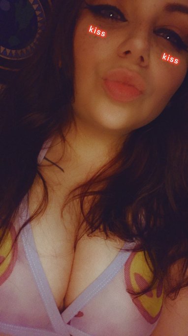 Send serotonin. 🖤 https://t.co/QORXmrIQqX