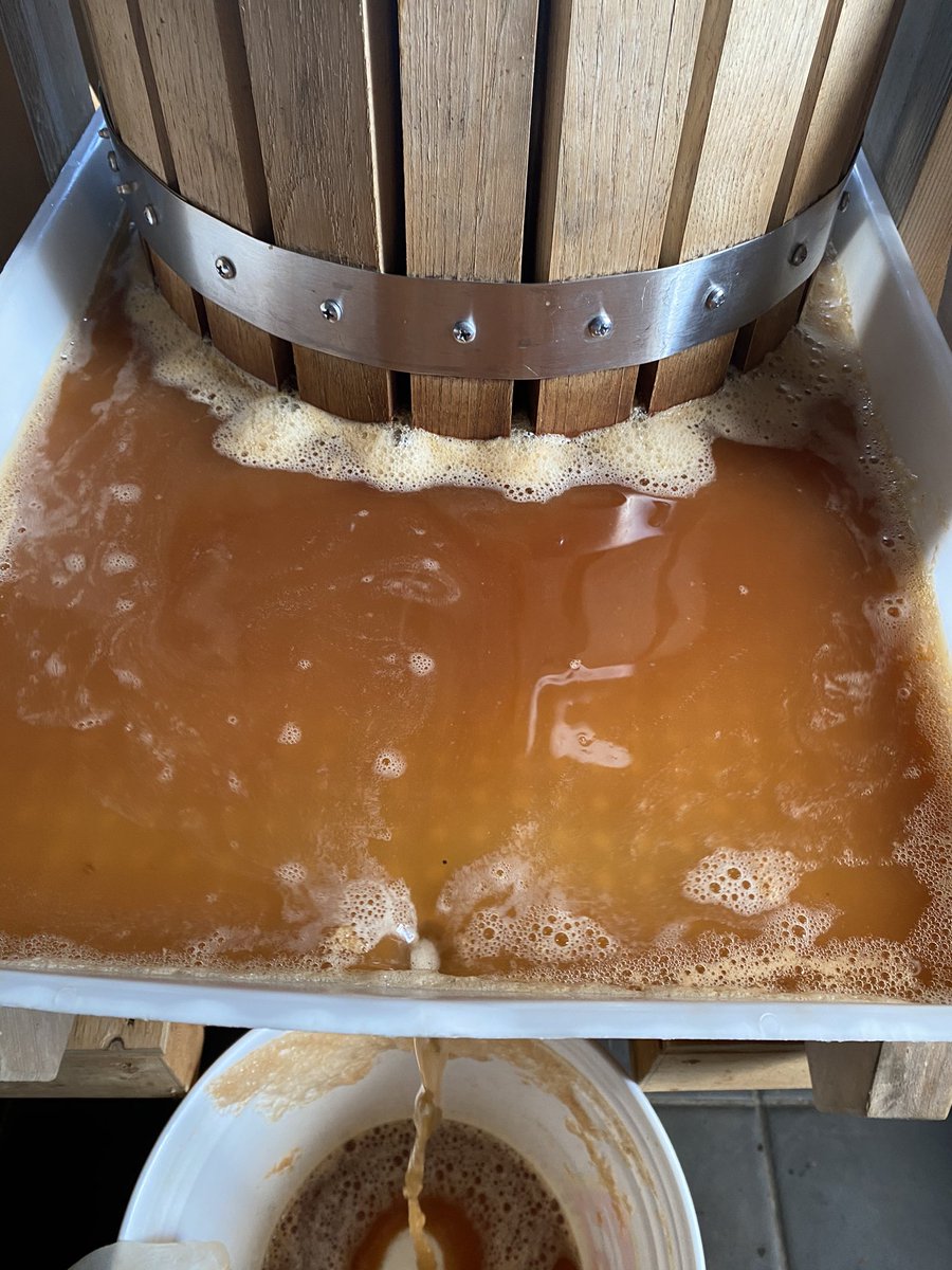 CiderFire's tweet photo. Excited to announce that we are pressing our #fallhavest #cider today! The sweet smell of those varieties of #apples running threw the press! https://t.co/D6MmSSmPWM
