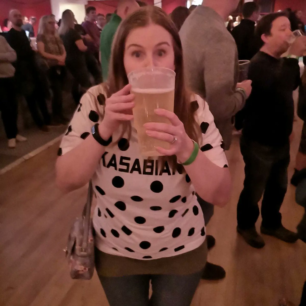 alicia_h1905's tweet photo. What a night!! @KasabianHQ you never bloody disappoint!
Bring on the next one!
@THE_SLPofficial
@IanMatthewsDrum
#getloose #kindgforaday #timcarter #chrisedwards https://t.co/t3ru8ENSVN