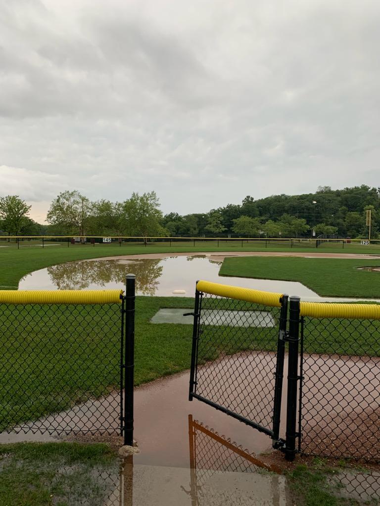 IowaSportsTurf's tweet photo. Before and after adding infield material and grading one of the infields at Cownie Baseball Complex. https://t.co/uGAgrVW2Bk