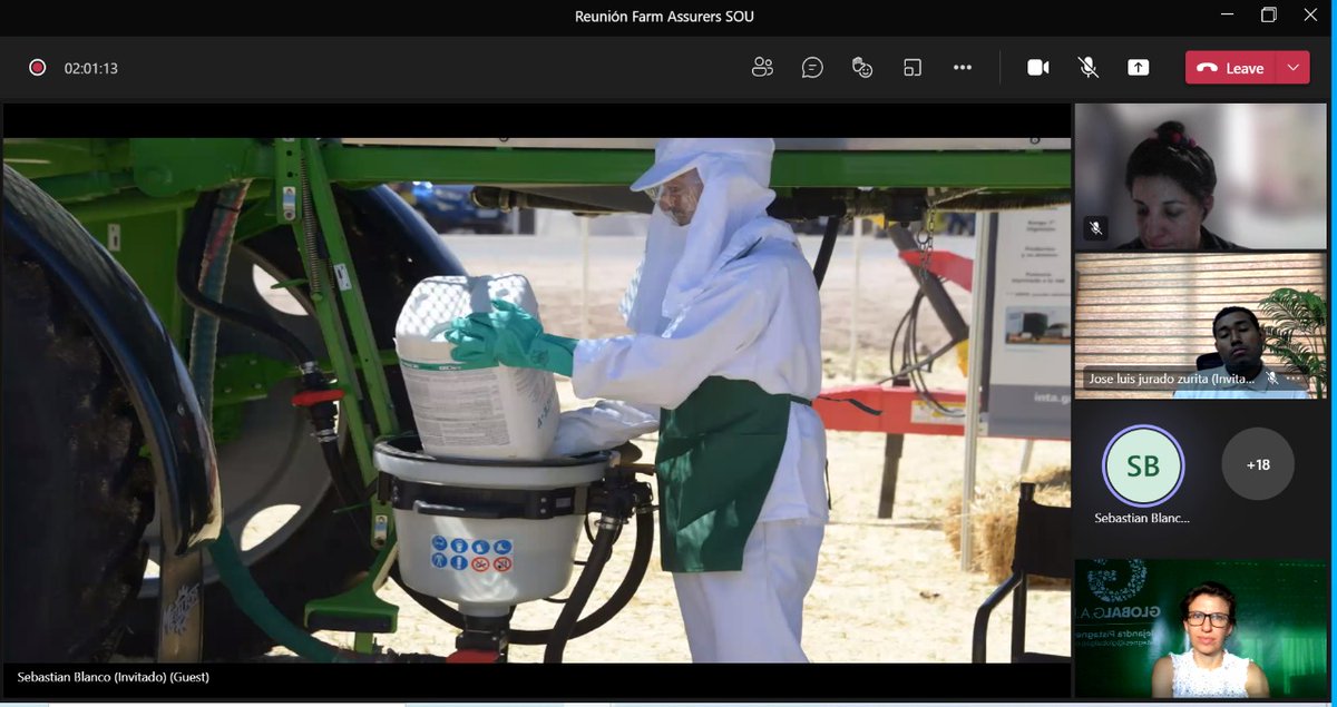 1002iiu's tweet photo. Participando de la capacitación en Gestión Responsable de Fitosanitarios.
Una excelente disertación a cargo del  Ing Agronomo @sebastblancoarg 

@PistagnesiAleja  @GLOBALGAP 
#bpa  #camasbiologicas https://t.co/t6bM87Kknt