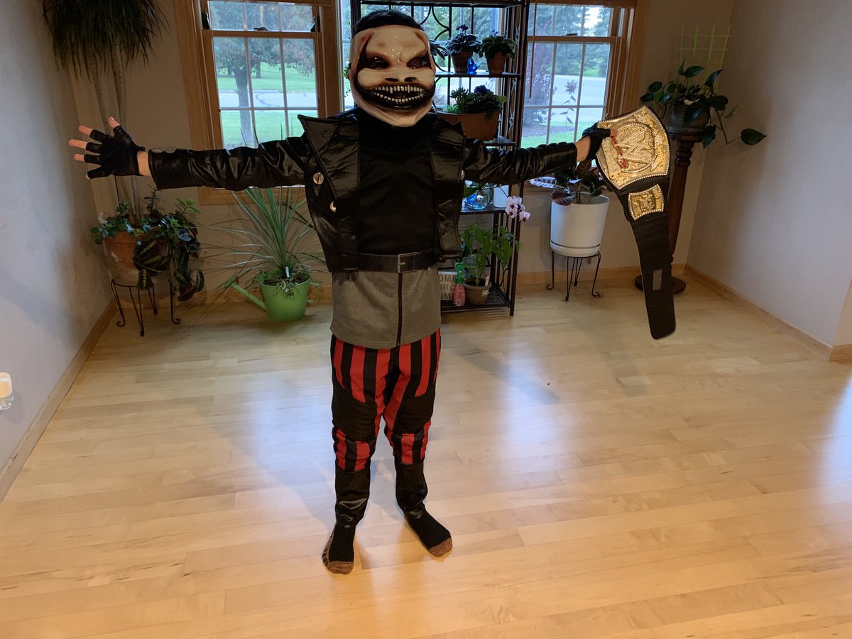 My son’s Halloween costume. 12 years old and emulating the best in the business. ⁦@WWEBrayWyatt⁩