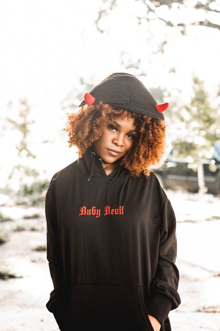 🖕🏾🖕🏾 -a tiny devil https://t.co/McgXMq7dZW<a href="/tag/mvsales"class="tags"><span>#mvsales</span></a>