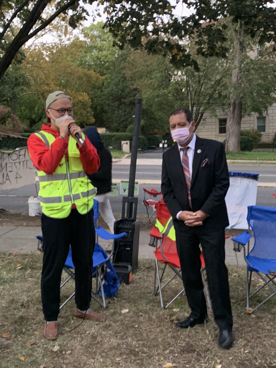 Congressman Chuy García tweet media