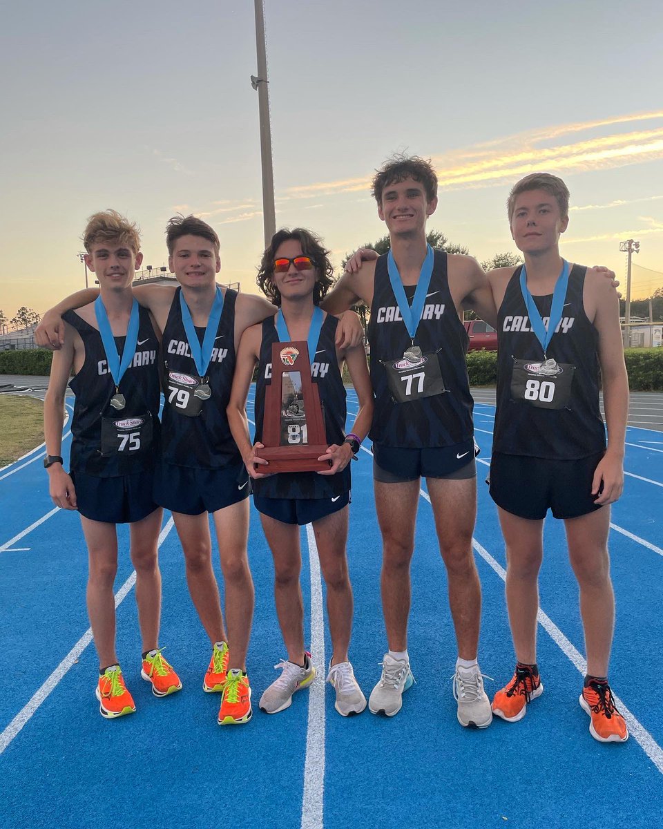 alexvaldez116's tweet photo. regionals 🔜 @calvary_xc https://t.co/vrI5Z4Y92H