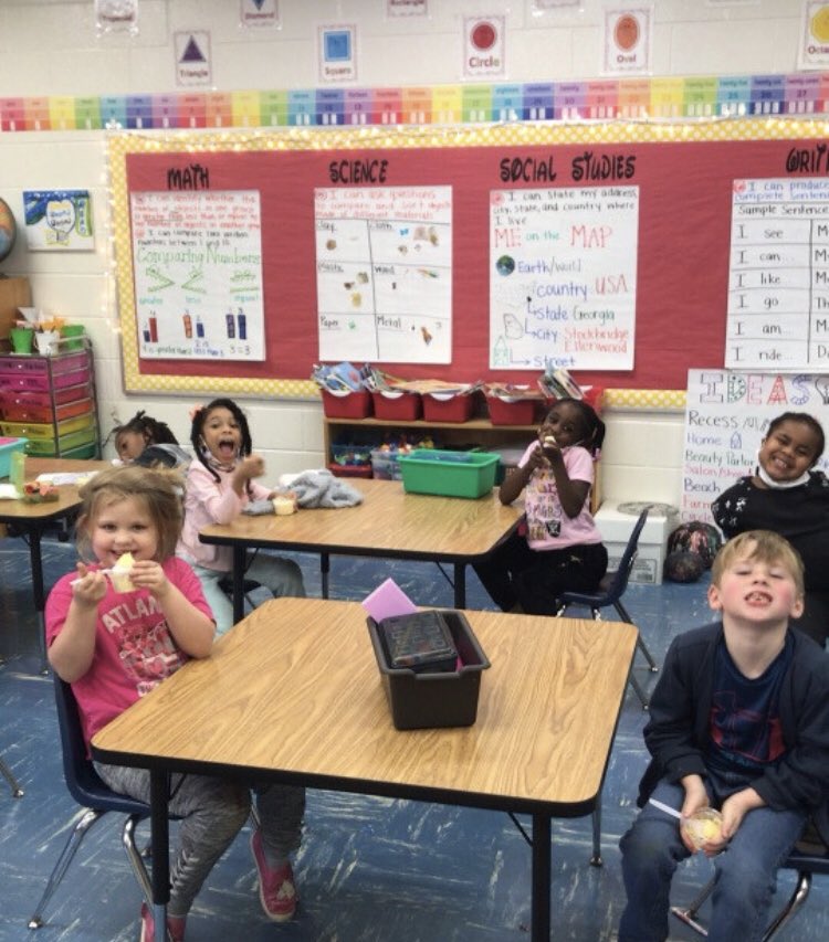 KAllenKinder's tweet photo. Our kinder cuties had a blast today with Mrs. Scott @Newton4H! We read @violavbutler “Chucks Ice Cream Wish (Tales of a Dairy Godmother). They loved retelling the story, learning all about science, and especially the ice cream! @ARES_HCS @OlenkaGolden https://t.co/mQYmb5P6Ja