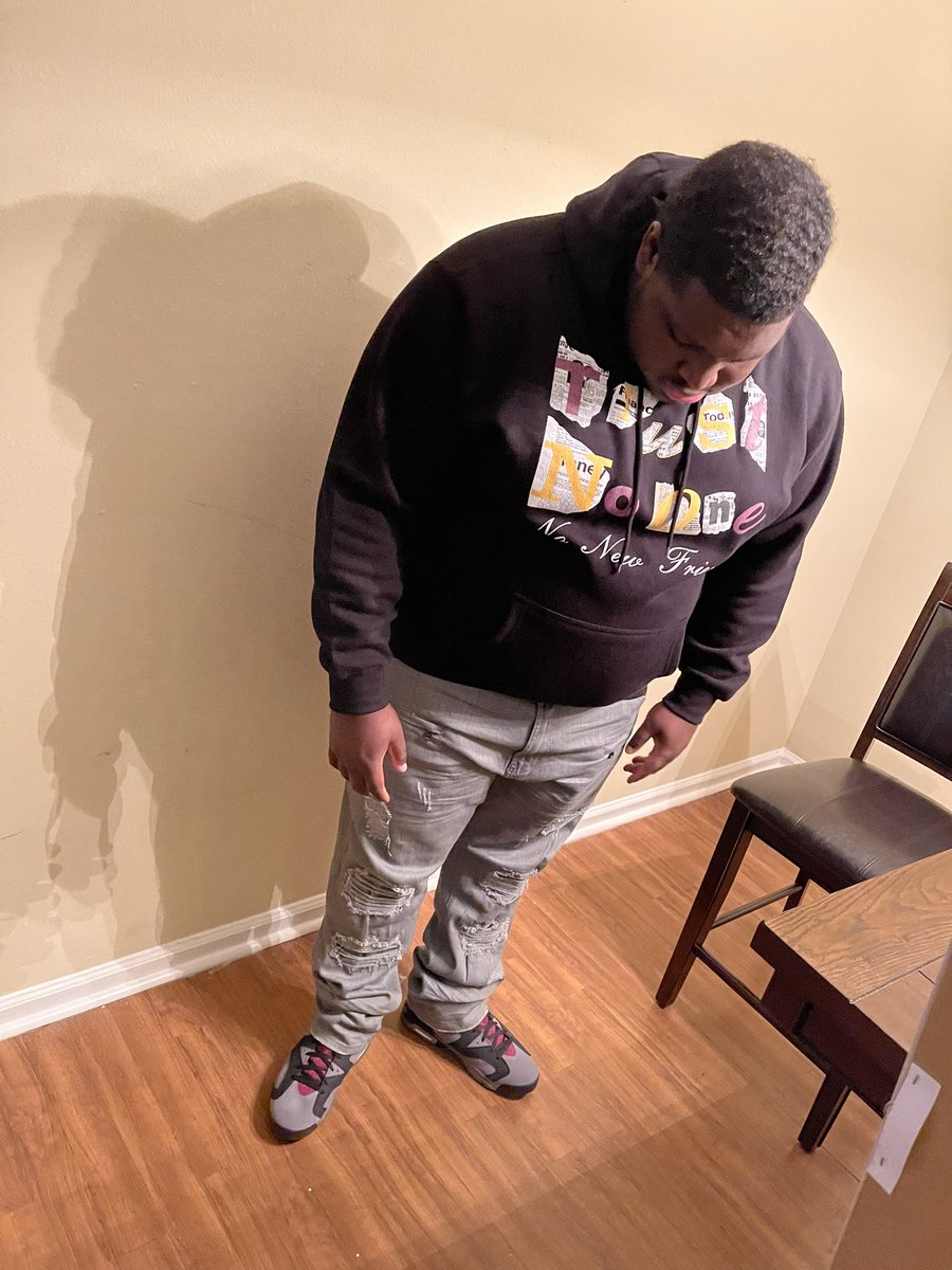 99star__'s tweet photo. She know I’m a animal🦍, she wanna f**k the G.O.A.T🐐‼️ https://t.co/u4ed4qjI8t