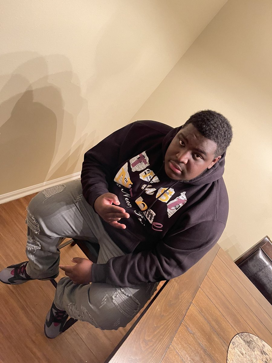 99star__'s tweet photo. She know I’m a animal🦍, she wanna f**k the G.O.A.T🐐‼️ https://t.co/u4ed4qjI8t