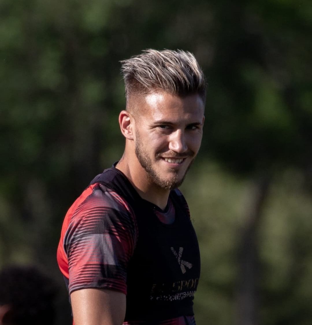 - Qué me das si gano?
- No sé, vos decime
- Na, decime vos..