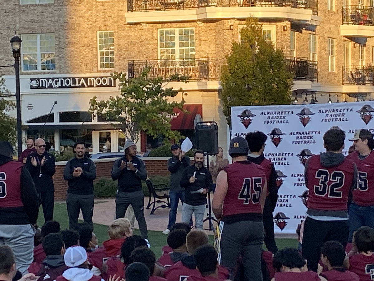buckeyebernie's tweet photo. What a great night! 1st Annual Homecoming Pep Rally!  These Specialists are something else, lucky to have Coach Weaver leading the way with these guys! https://t.co/Wne18g7Q0r
