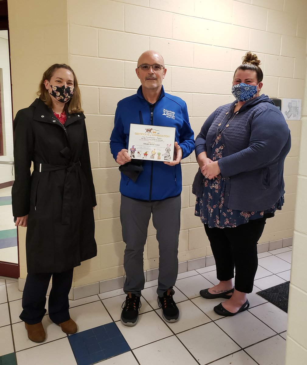 Speak-Bark-Wag Team Members (from Savings Bank of Walpole)  came by to pick up their certificate this week. They were the top fundraisers at this year’s Walk for Animals in the team category. Congratulations and thank you again for helping us go *beyond* our goal!
