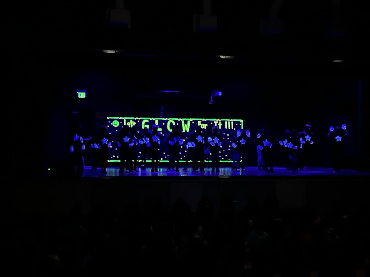 Our students at Paradise Ridge Elementary did a black light show and it was LEGIT.