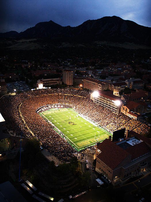 hill_marquice's tweet photo. #AGTG I’m truly blessed to receive my first offer from the University of Colorado! @coachmarksmith @CoachDeLaTorre @DaveHenigan @DRR_Recruiting #GoBuffs 🦬 https://t.co/UN0n2HLRqf