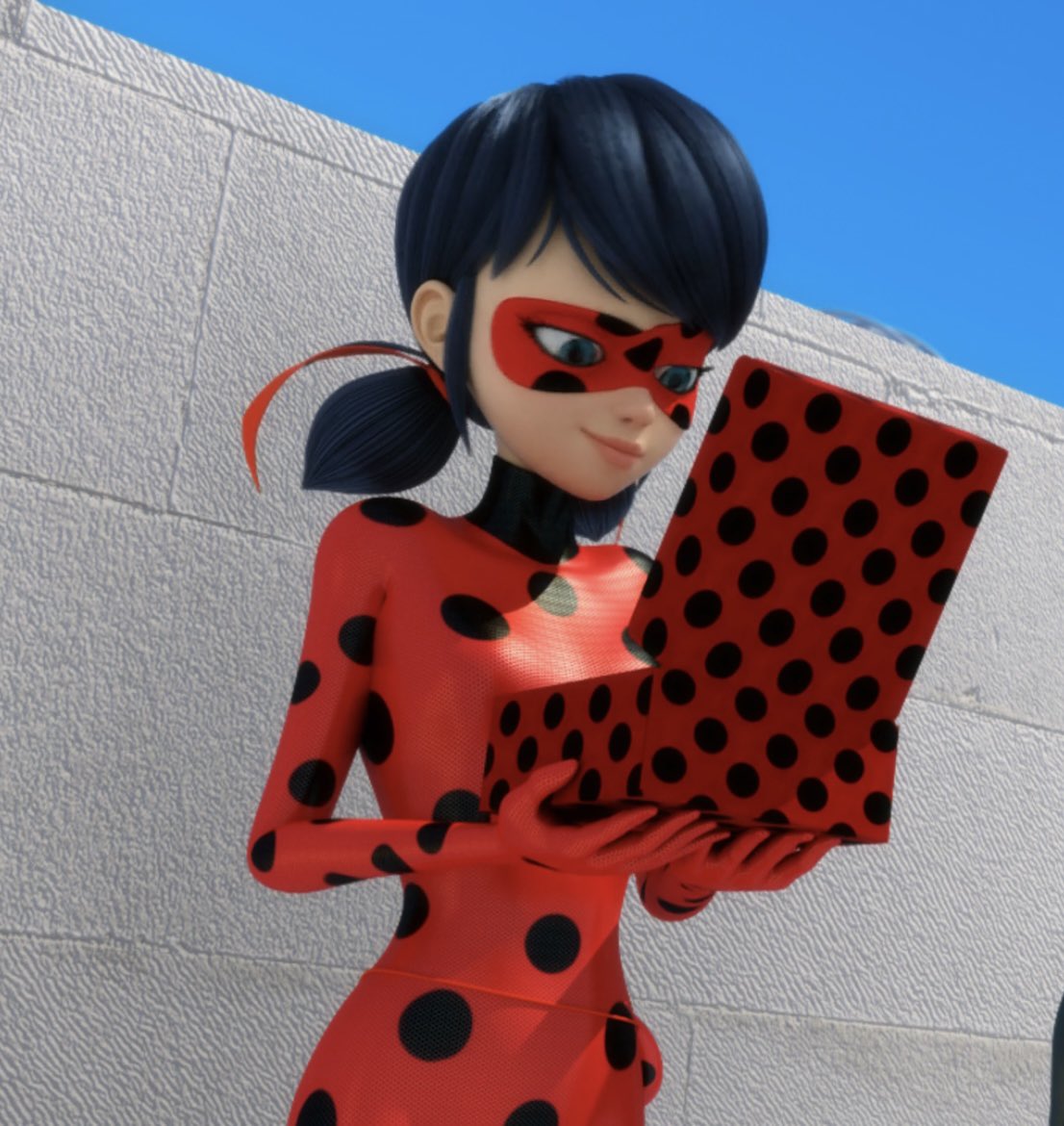 ✽ (@comfortladybug) on Twitter photo 