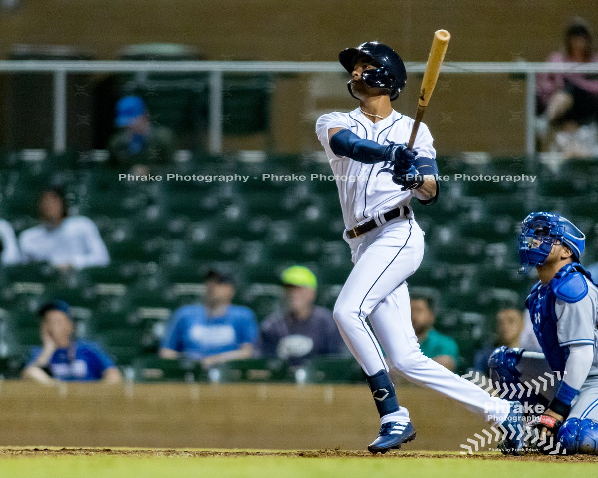 Phrake Photography tweet media