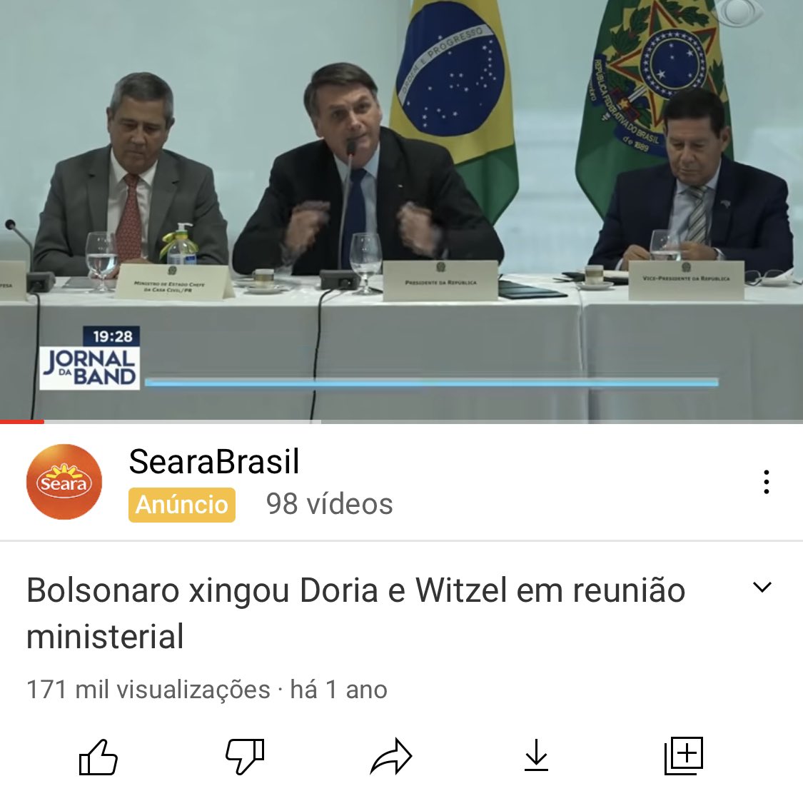 DaniloGentili's tweet photo. Por favor, vamos respeitar a tal liturgia do cargo, por favor. Não o chamem de “cara” que é ofensivo… o cara é sensível.

Vamos respeitar… https://t.co/hIYzLbevmG