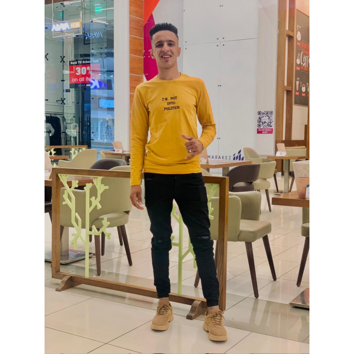 "ربي إن كان لي حاسدً يكره أن يراني سعيدً فأرزقه سعادةً تنسيه أمري"🧡