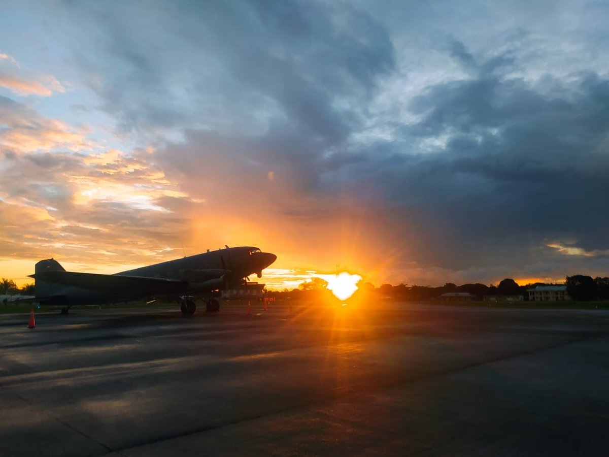 FuerzaAereaCol's tweet photo. "En las adversidades sale a la luz la virtud"

Aristóteles

#AdAstra🚀
#MiFuerzaAérea🇨🇴 #CACOM6 https://t.co/6P74JkIuOF