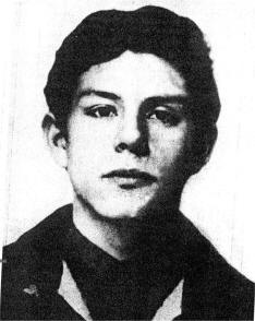 #DetenidosDesaparecidos 🌹
¿Dónde está Ricardo Ernesto Lagos Salinas?

Casado, 24 años, dos hijos, contador, miembro de la Comisión Política del PS, fue detenido el 17 de junio de 1975, en la población Las Rejas, por agentes de la DINA.

¡Ni perdón ni olvido!