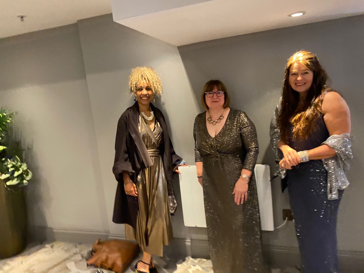 Sarah Lafbery tweet media