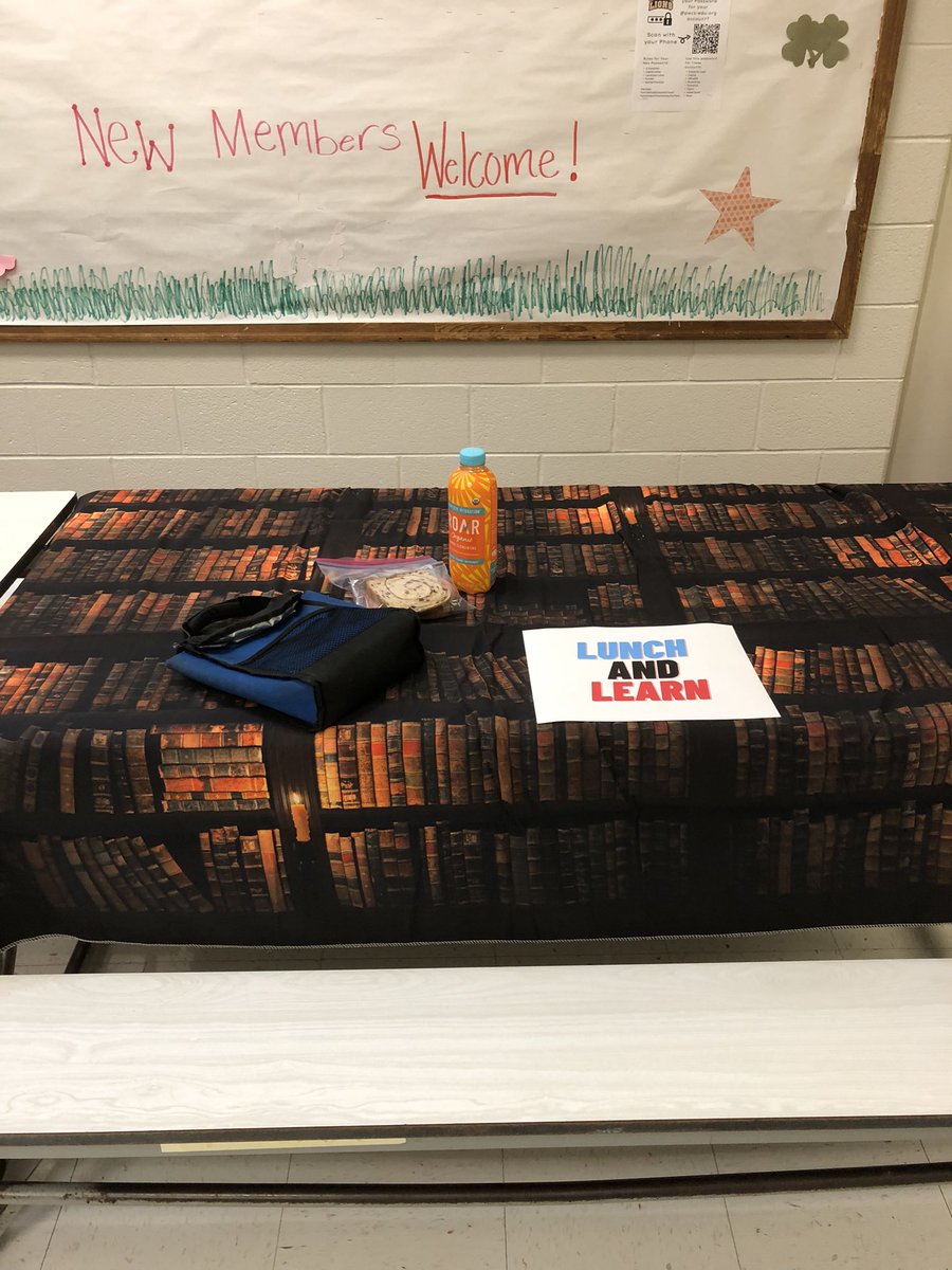 End Quarter 1 Successfully, Lions!!
Lunch &amp; Learn 2nd Floor Cafeteria
After School Tutoring Room 2015
@UnityReedHS @nicholsrd37 @urhsathletics <a href="/URHSLibrary/">Unity Reed Lion Library 📚🦁</a>