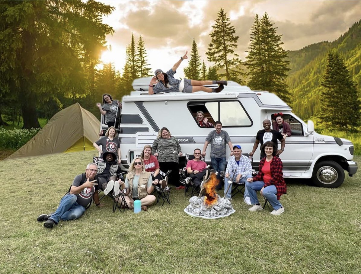 Electives teachers tell drugs to, “Take a HIKE!” #villagenorth #rocktober <a href="/CoachMartens17/">Abby Martens</a> <a href="/huntoon23/">Tony Huntoon</a> @CoachAlbright1 @NopShannon <a href="/CoachT_CMSNorth/">Dan Thompson</a>