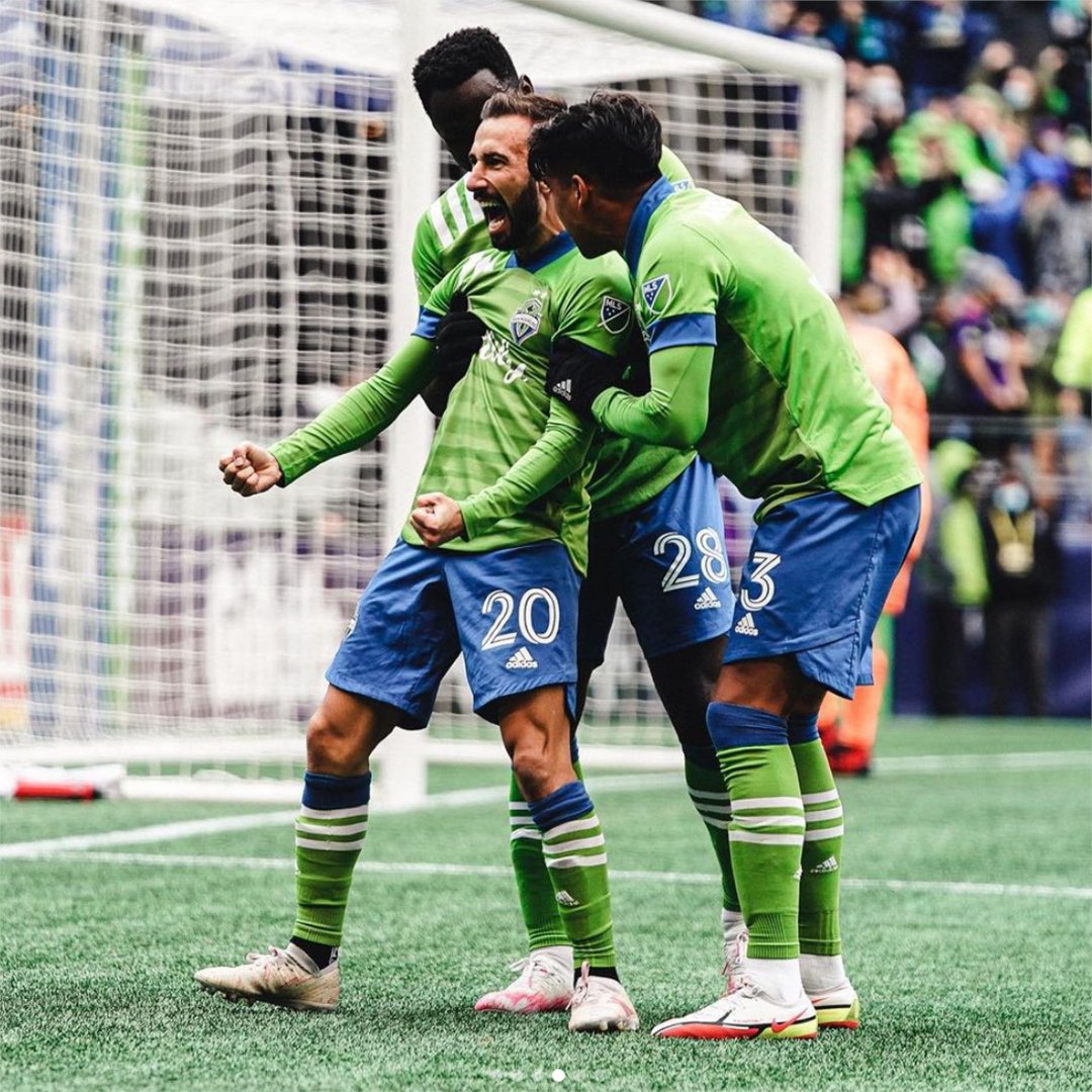 Centerforce_NP's tweet image. Thanks to the generous donation of Doyle's Pub, you and a friend can attend Nov. 1 Sounders match at Lumen Field + Doyle’s Designated Driver Fan Bus will take you to and from the match. To win this opportunity? Purchase tickets to Centerforce's mixer &amp;amp; auction event THIS FRIDAY!