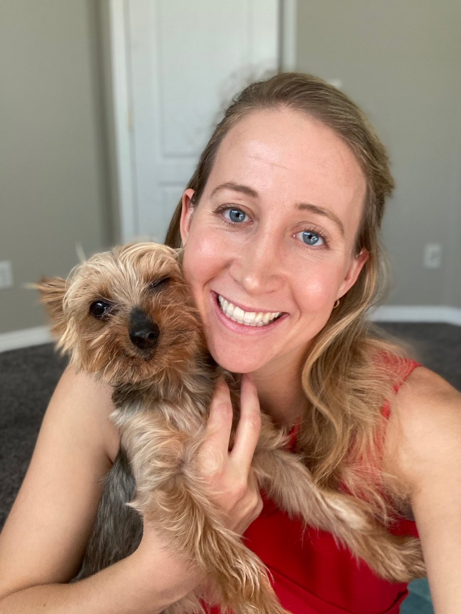 Emotions running high (including tears of relief 🥲) during this exciting surprise moment to remotely celebrate Caroline <a href="/SolsbergWarly/">Caroline Warly Solsberg</a> as she officially becomes a PhD candidate <a href="/UCSF/">UC San Francisco</a> <a href="/PspgUcsf/">PSPG@UCSF 💊🧬</a> 😍 We are so proud of you and love having you as part of the #laboyama family! 🥰🦄