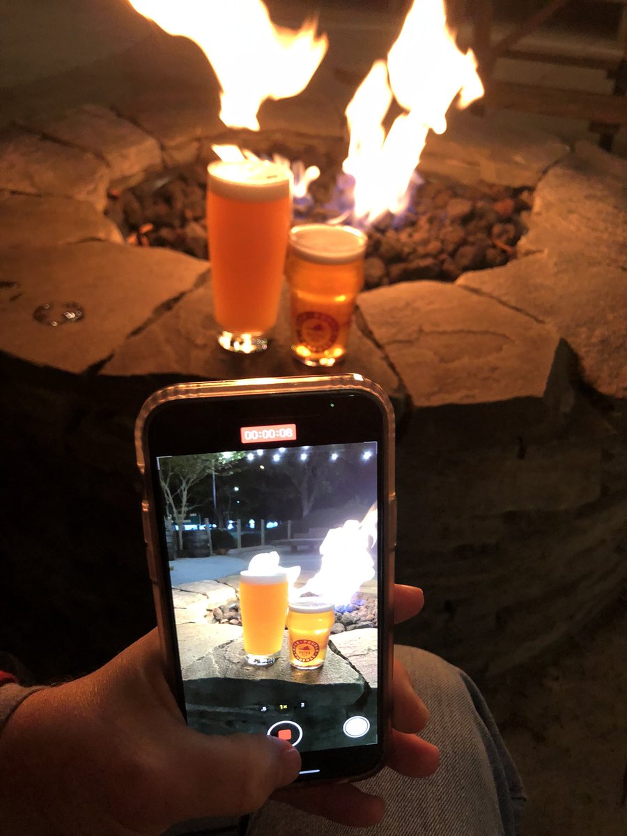 wywbeershow's tweet photo. When @VirginiaBeerCo drops two #fulltimefriends early releases it’s well worth the photo. Cheers! @bigwilley18 @WilliamsburgGov https://t.co/Ppedqga4lX