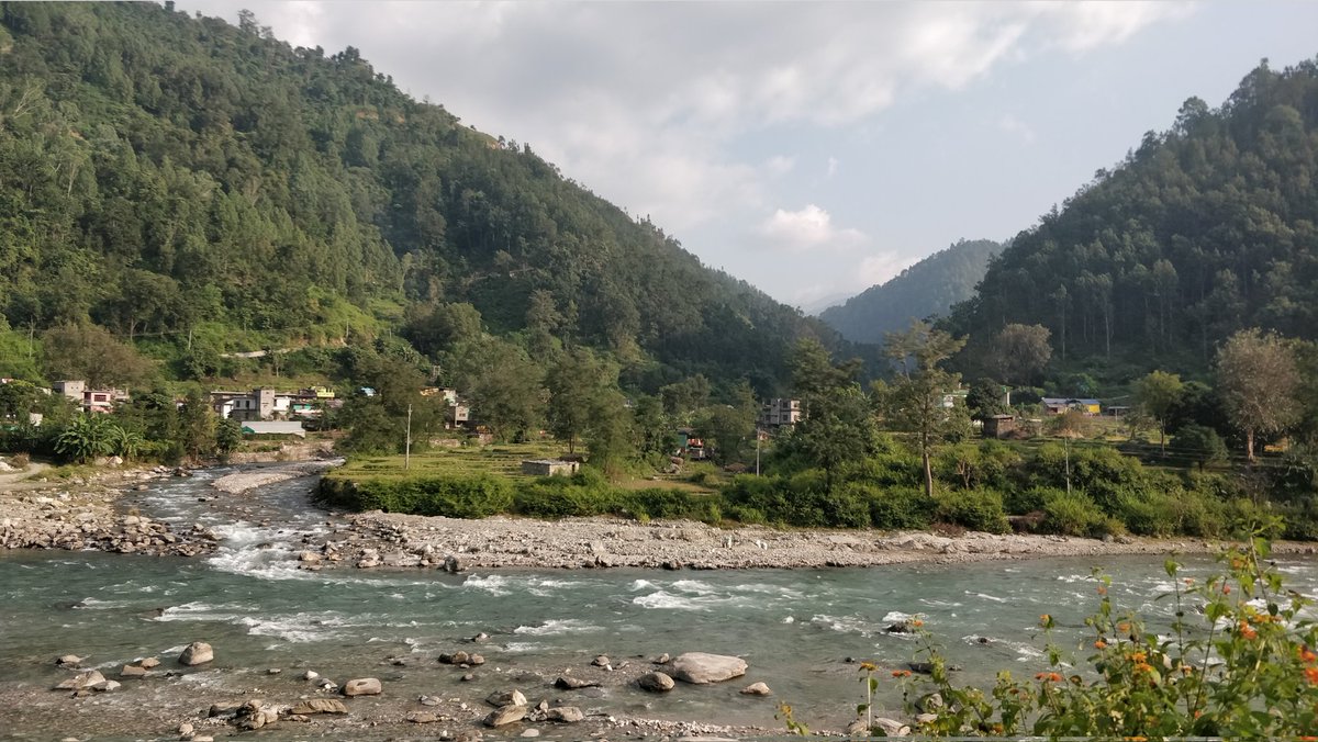 basanta58_raj's tweet photo. Always good to visit beautiful landscapes of Western Nepal.
#RSLUP #tourism #mountains #COP26 https://t.co/I2IjOrQfE9