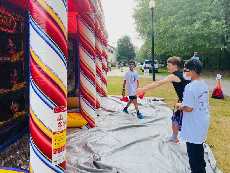 RiverTrailPTO's tweet photo. On October 2, the SPARKS Ambassadors participated in their inaugural service project with North Fulton Special Needs Field Day. Many colorful &amp; engaging activities for all who participated. Be on the lookout for more ways the SPARKS team makes a difference! #rtmswolves https://t.co/dug74gM2Se