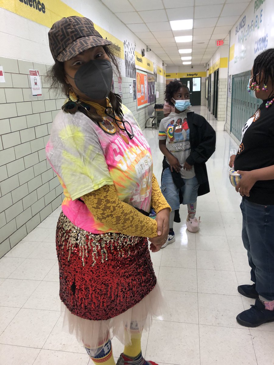 RashedaWebster's tweet photo. Wacky Tacky Day #spiritweek The IKEA hat and the Old Bay socks were the best 😂 https://t.co/i0VHltLIGh