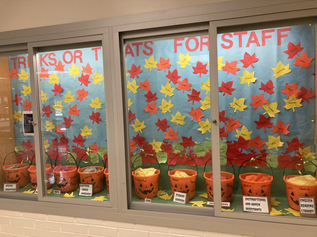 CSMS_coaches's tweet photo. Appreciating our teachers so hard! @FCPSR3 https://t.co/NuZL5p15IX