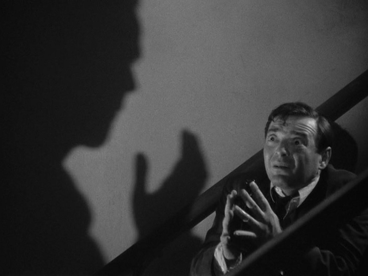 cinematicenthus's tweet photo. #MusComEnt There’s some amazing B&amp;W cinematography (cameraman #SolPolito) especially in the scenes with #PeterLorre and #RaymondMassey.
#ArsenicAndOldLace https://t.co/roL4iVbL0r