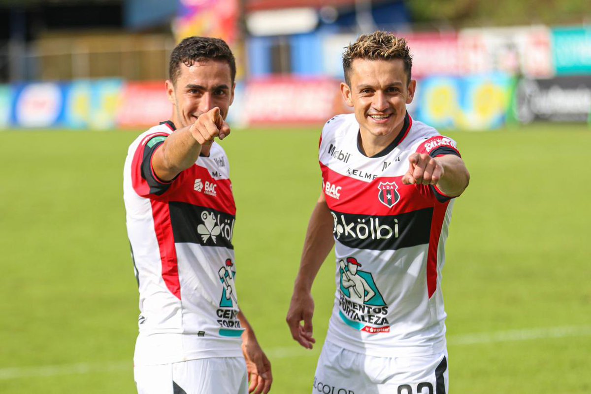 + 3
VAMOS ⚫️🔴 🦁