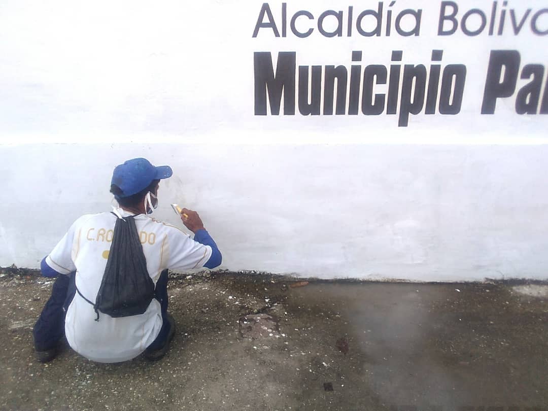 #27Oct | La Alcaldesa Mirna Vies continúa los trabajos de Rehabilitación y Mejoras en el Mercado Municipal, Parroquia Cabudare, a través de IMFRAVIHPAL. #JuntosYJuntasEsMásSencillo