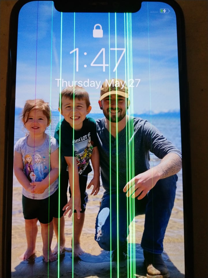 merman_mike's tweet photo. I was finally able to get the iPhone that I found while diving in Lake Natoma to power up, and I could really use your help! Please share this post of the homescreen so we can hopefully find the owner and reunite them with their long lost phone! https://t.co/AdOewv4aFU