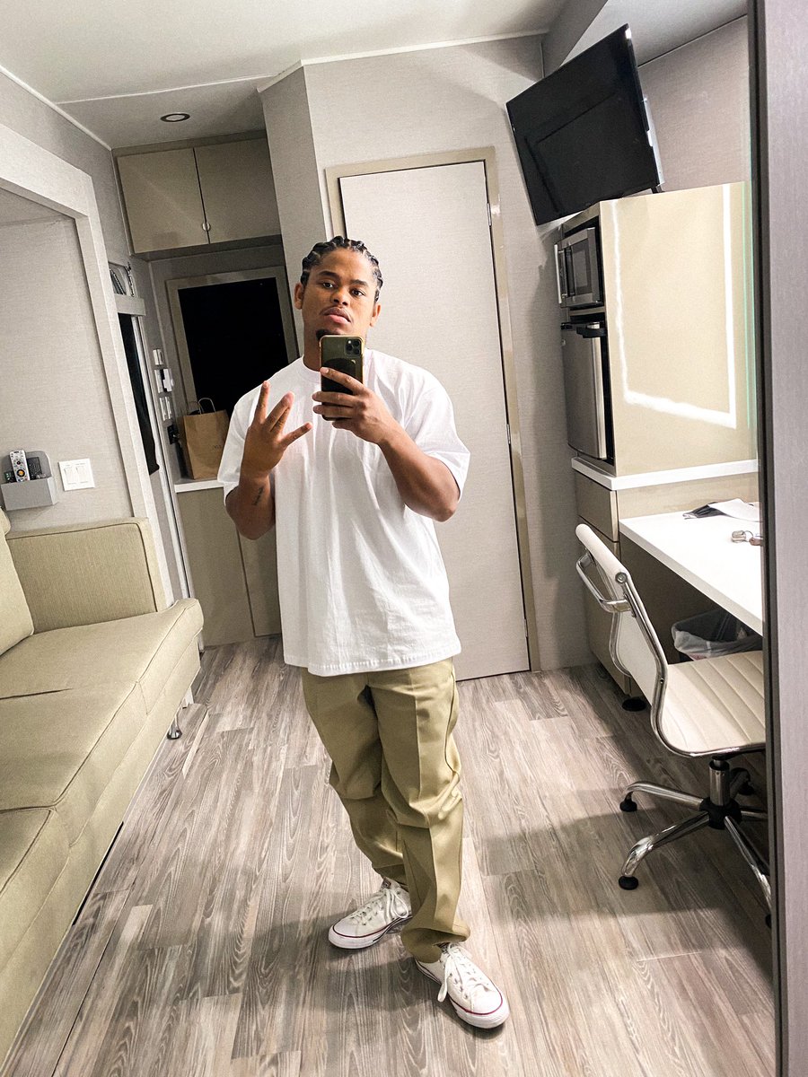 Isaiah John tweet media