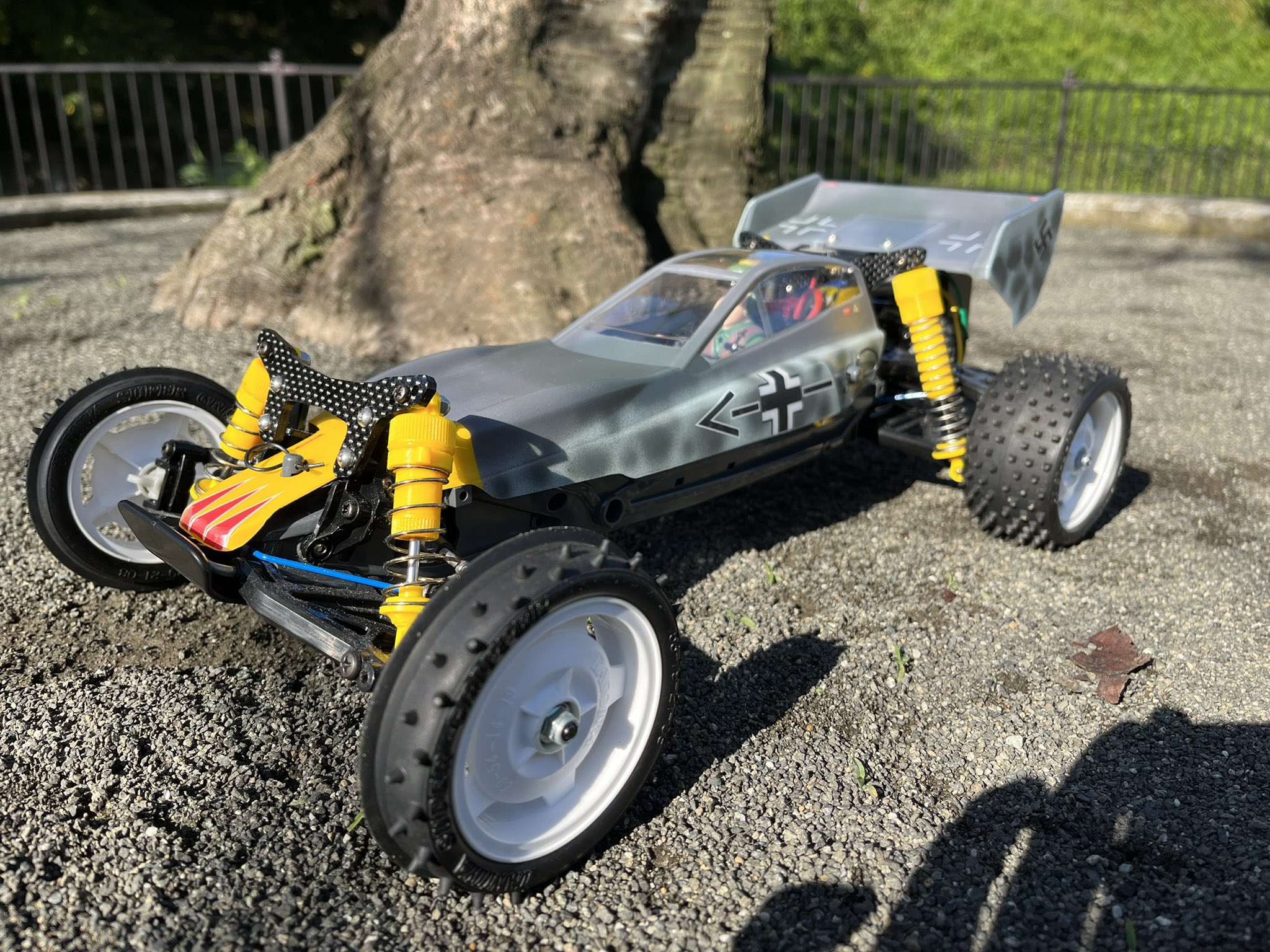 ネオマイティフロッグ　カスタム DF-03アルミダンパーセットをネオマイティフロッグに装着