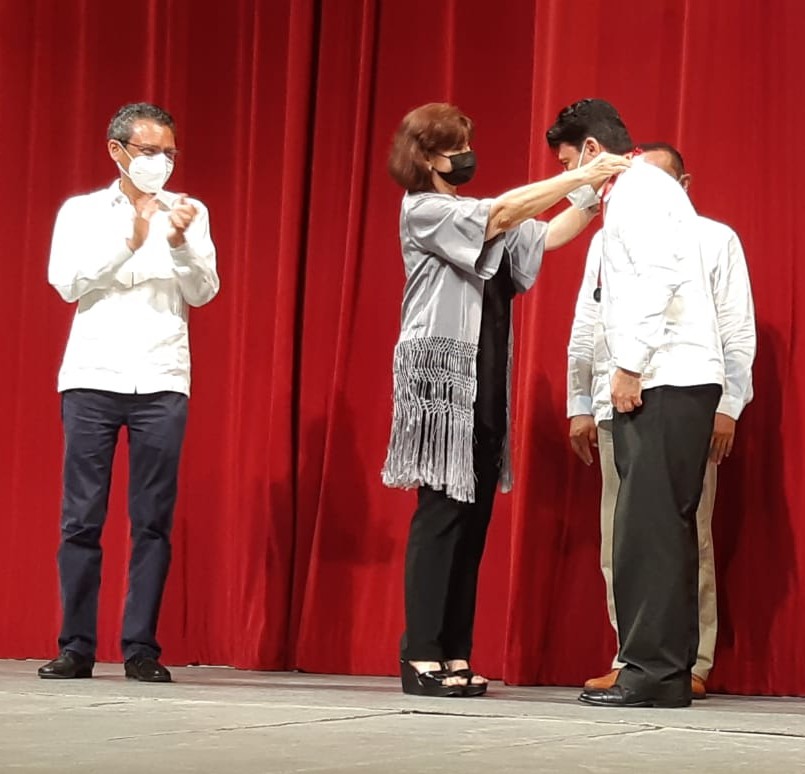 bisac20's tweet photo. En el marco del #AudiovisualHeritageDay Felicitamos a nuestro presidente Paúl Rodríguez @YucatanSonoro por haber recibido la medalla Ricardo Palemerín, por sus aportaciones a la preservación y difusión del patrimonio sonoro de Yucatán y la fundación de la Fonoteca Adda Navarrete https://t.co/LJN5HhTsnr