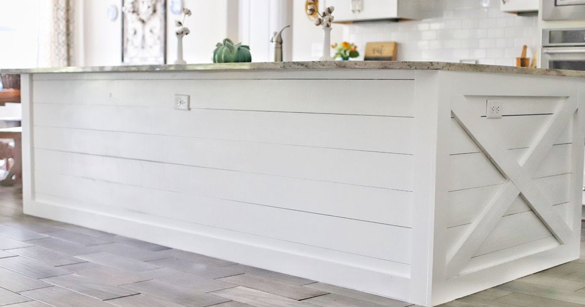 OfficialMetrie's tweet photo. A great way to add intrigue and drama to any kitchen island is to add a little trim.
https://t.co/riFWYnybLe
Credit to: jettsetfarmhouse
#metriesighting, #moulding, #interiordesign, #DIY, #metrie, #moulding #kitchen https://t.co/ubTzxuTxUV